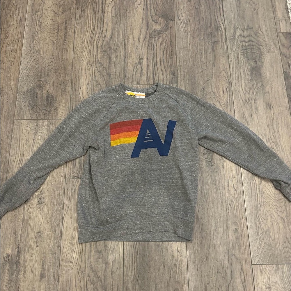 Av crewneck